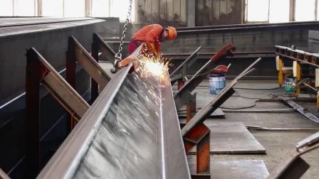 Ventilatore di scarico a martello pesante in sistemi di ventilazione agricoli e industriali per attrezzature per allevamenti di pollame